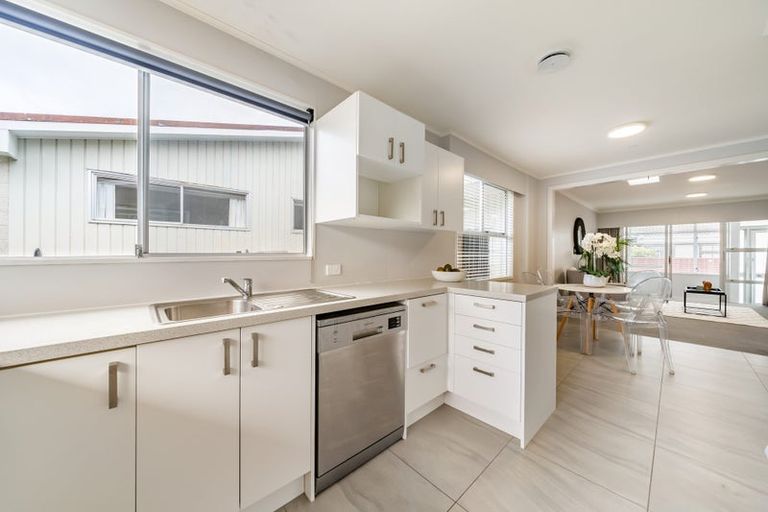 Photo of property in 2/625 High Street, Boulcott, Lower Hutt, 5010