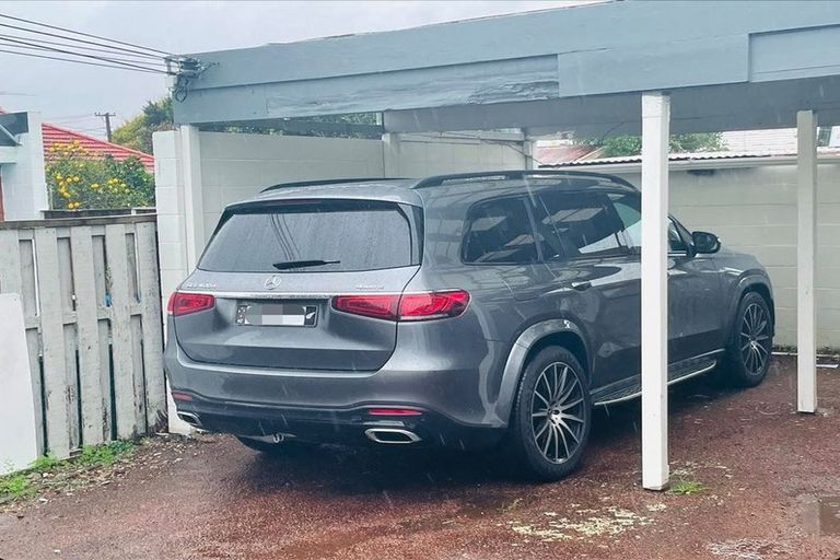 Photo of property in 2/11 Overton Road, Papatoetoe, Auckland, 2025