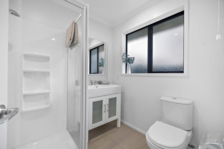 Photo of property in 2 Sew Hoy Lane, Arthurs Point, Queenstown, 9371