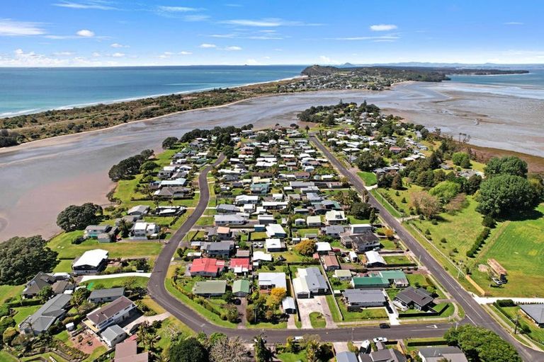 Photo of property in 41 Roretana Drive, Athenree, Katikati, 3177