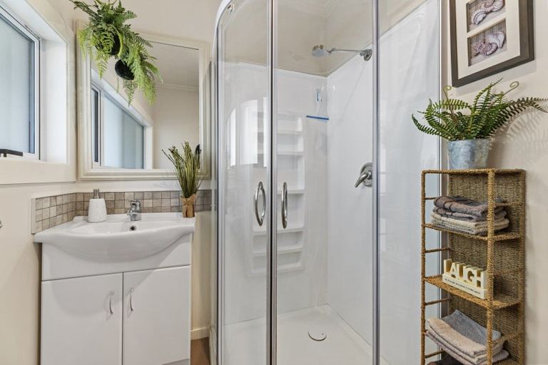 Photo of property in 487 Kaikorai Valley Road, Bradford, Dunedin, 9011