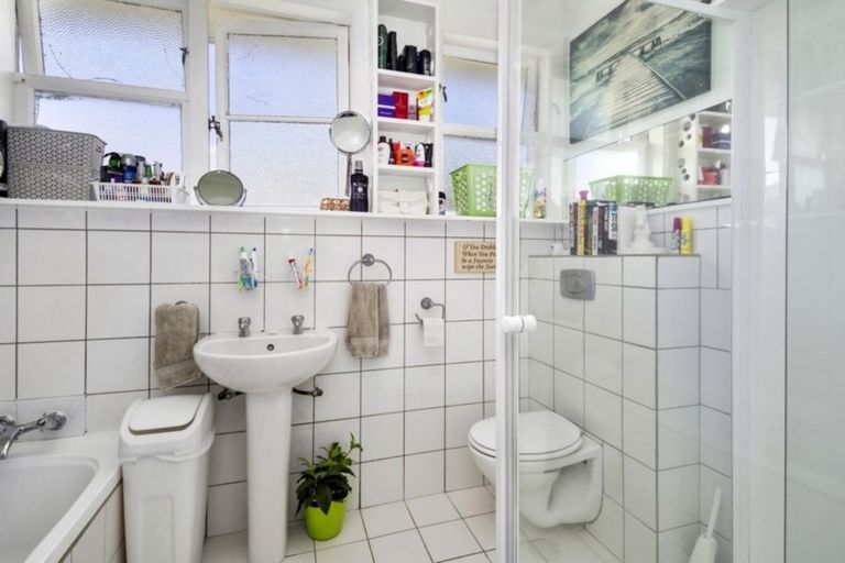 Photo of property in 10 Thompson Terrace, Toi Toi, Nelson, 7010