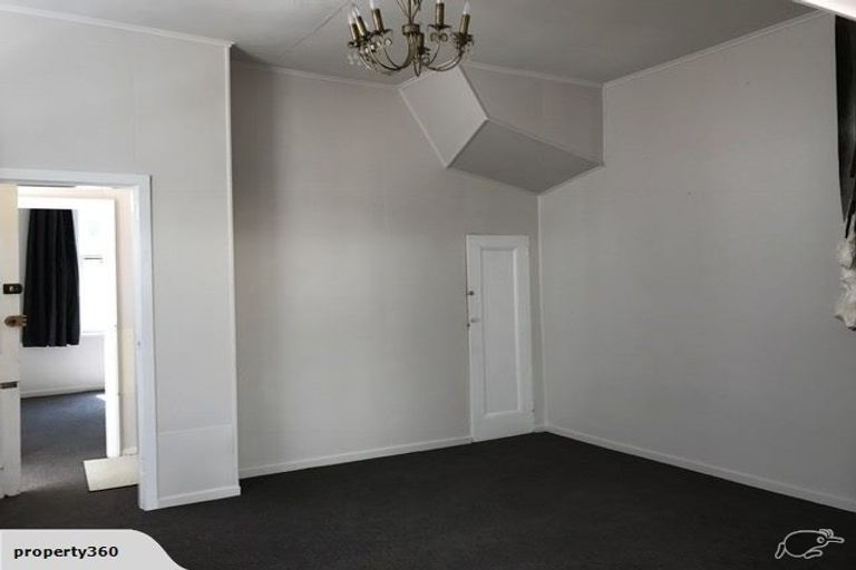 Photo of property in 19 Holloway Road, Aro Valley, Wellington, 6021