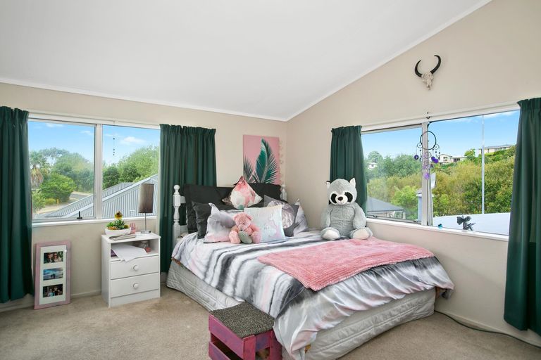 Photo of property in 11 Ocean Breeze Drive, Waihi Beach, 3611