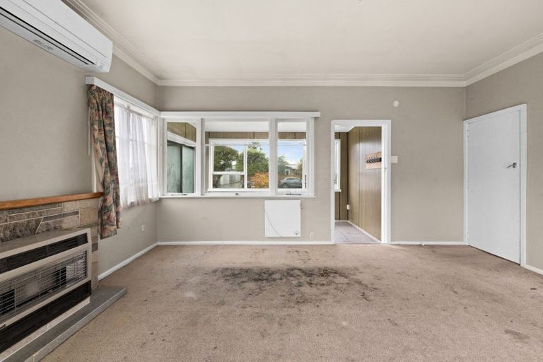 Photo of property in 27 Menin Road, Onekawa, Napier, 4110