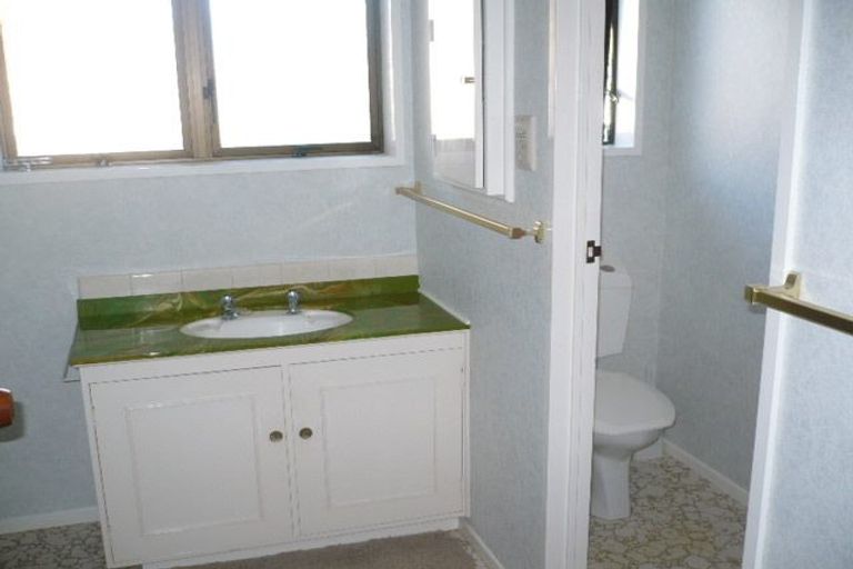 Photo of property in 16a Bledisloe Court, Pukekohe, 2120