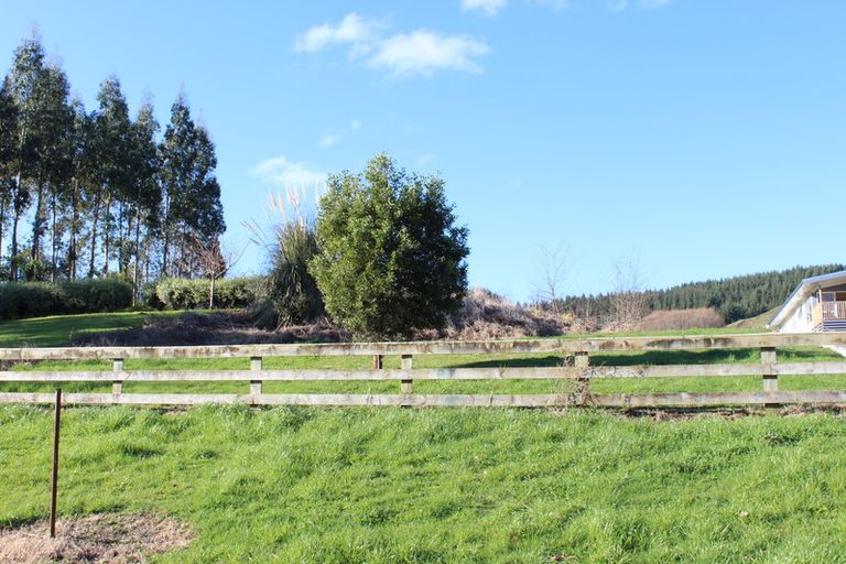 Photo of property in 31 Hacche Road, Outer Kaiti, Gisborne, 4010