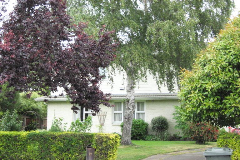 Photo of property in 19 Radbrook Street, Avonhead, Christchurch, 8042