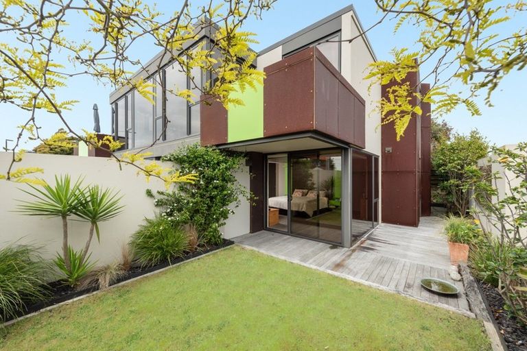 Photo of property in 1190a Papamoa Beach Road, Papamoa Beach, Papamoa, 3118