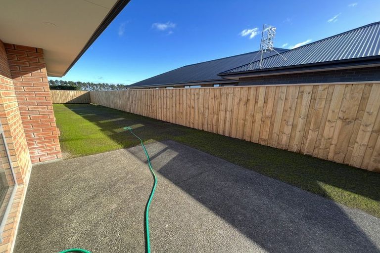 Photo of property in 21 Sanders Way, Rolleston, 7614