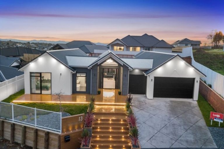Photo of property in 13 Sylvester Crescent, Flagstaff, Hamilton, 3210