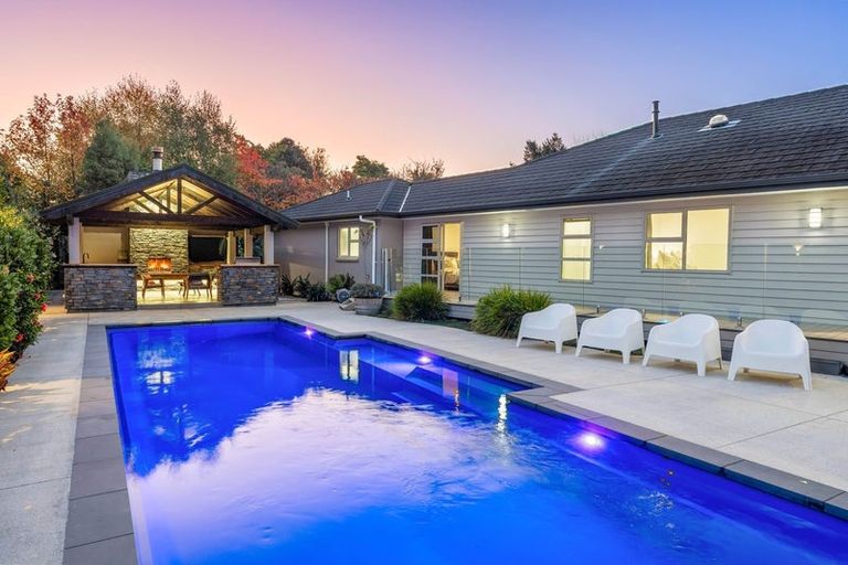 Photo of property in 158 Raumati Road, Raumati Beach, Paraparaumu, 5032