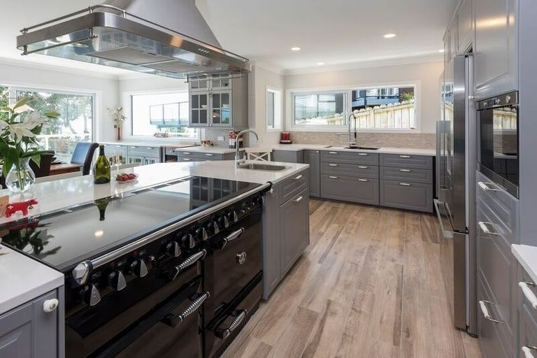 Photo of property in 24 Carlton Crescent, Maraetai, Auckland, 2018