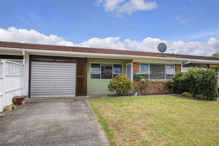 Photo of property in 1/5 Brighton Road, Kensington, Whangarei, 0112