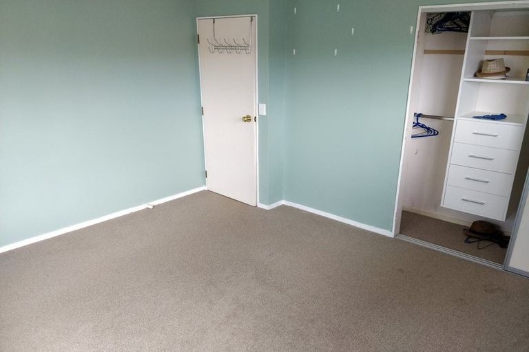 Photo of property in 3/16 Arahoe Road, New Lynn, Auckland, 0600