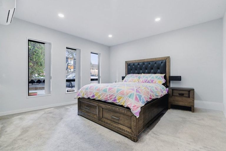 Photo of property in 1 Kohuora Lane, Papatoetoe, Auckland, 2025