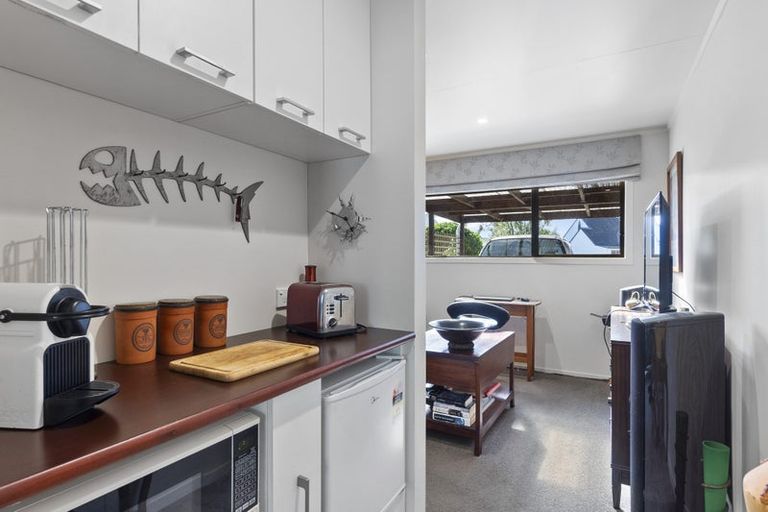 Photo of property in 21 Kingfisher Way, Te Kowhai, Hamilton, 3288