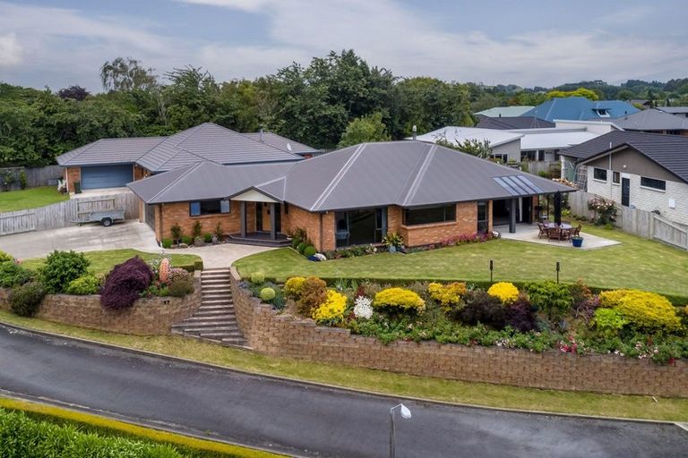 Photo of property in 17 Ruahine Street, Dannevirke, 4930