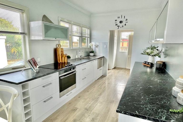 Photo of property in 121e George Street, Tuakau, 2121