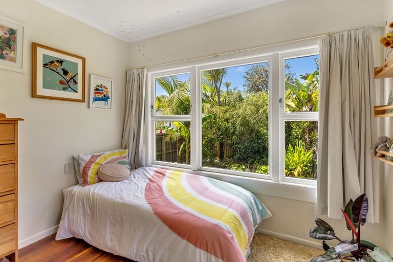 Photo of property in 18 Sarah Avenue, Whitianga, 3510