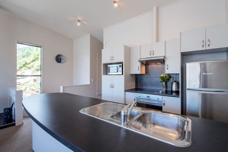 Photo of property in Elkridge Apartments, 14/64 Marina Drive, Frankton, Queenstown, 9300