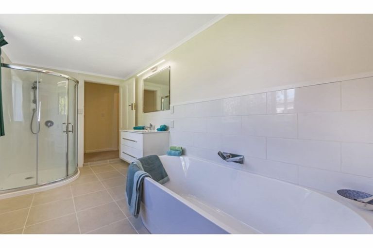 Photo of property in 6 Campbell Drive, Warkworth, 0910