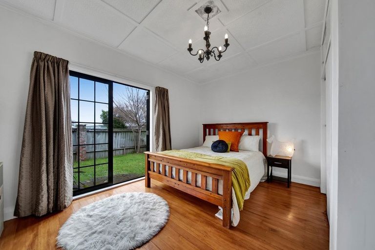Photo of property in 31 Lyn Street, Lynmouth, New Plymouth, 4310