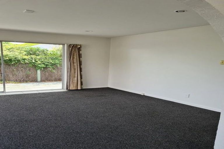 Photo of property in 1/565a Ferry Road, Woolston, Christchurch, 8023
