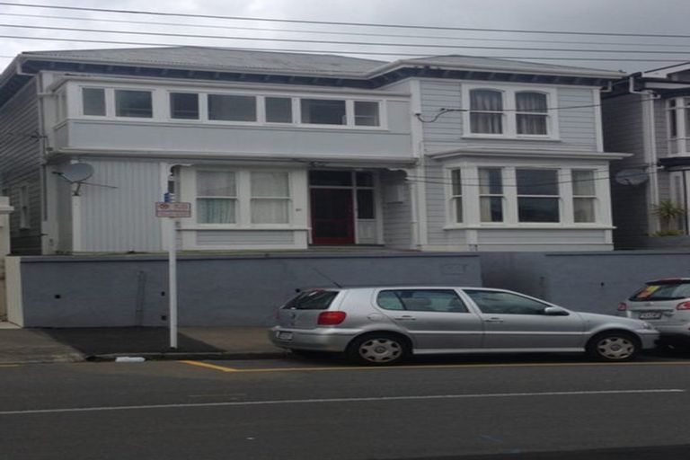 Photo of property in 1/27 Brougham Street, Mount Victoria, Wellington, 6011