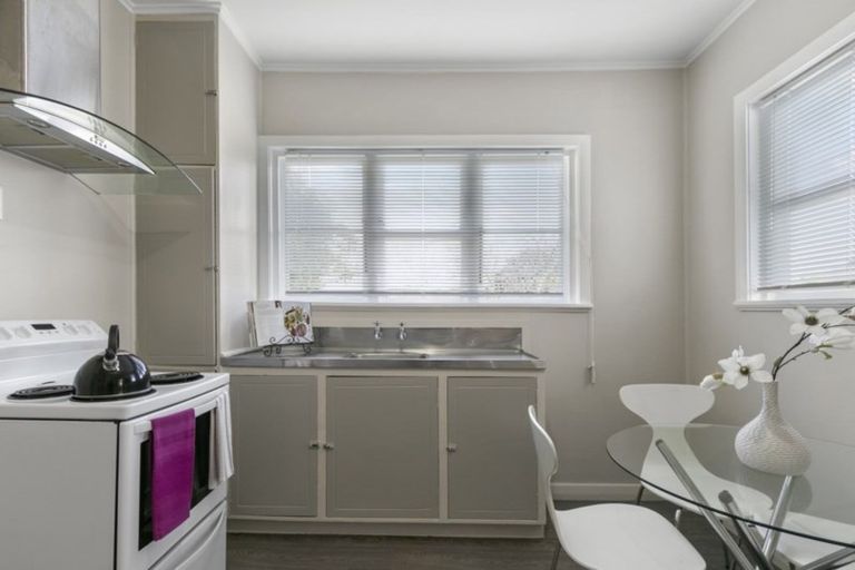 Photo of property in 41 Brasell Street, Fairfield, Lower Hutt, 5011