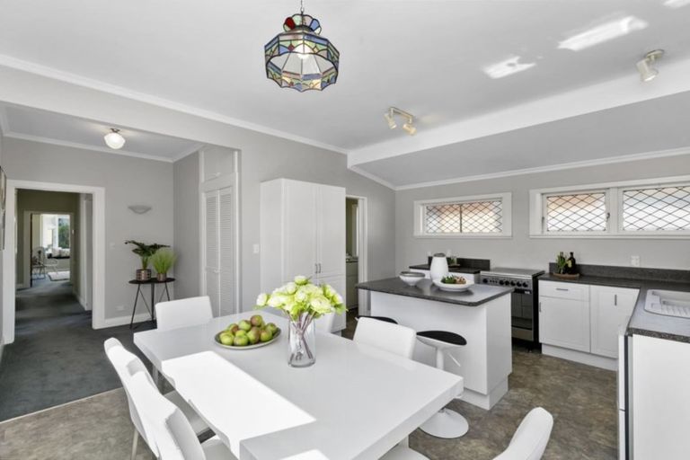 Photo of property in 62 Miramar Avenue, Miramar, Wellington, 6022