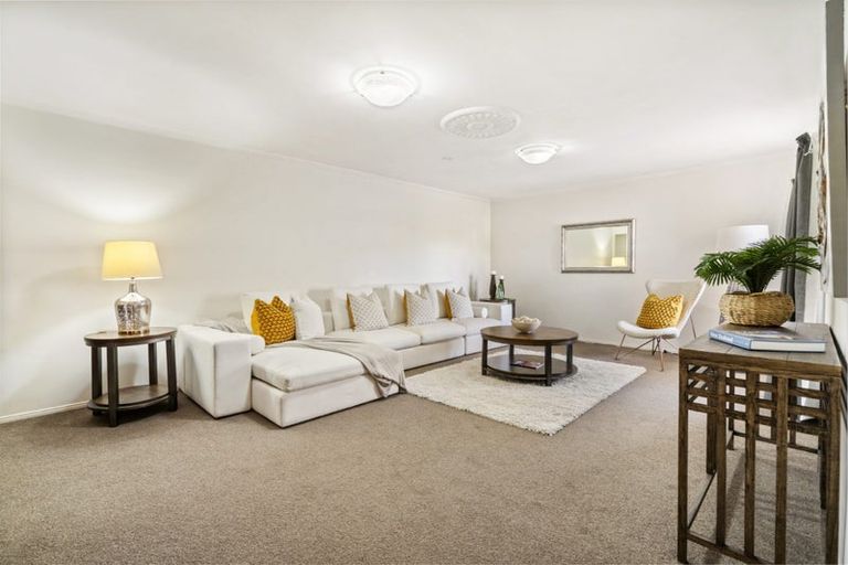 Photo of property in 2/39 Stanley Avenue, Milford, Auckland, 0620