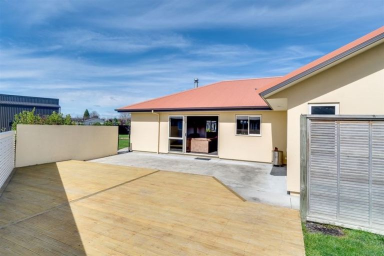 Photo of property in 79 Mcelwee Street, Jervoistown, Napier, 4112