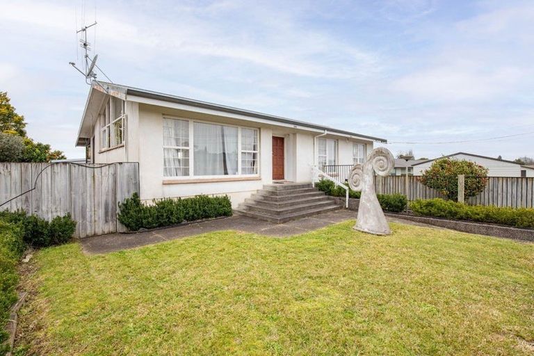 Photo of property in 39 Springfield Crescent, Enderley, Hamilton, 3214