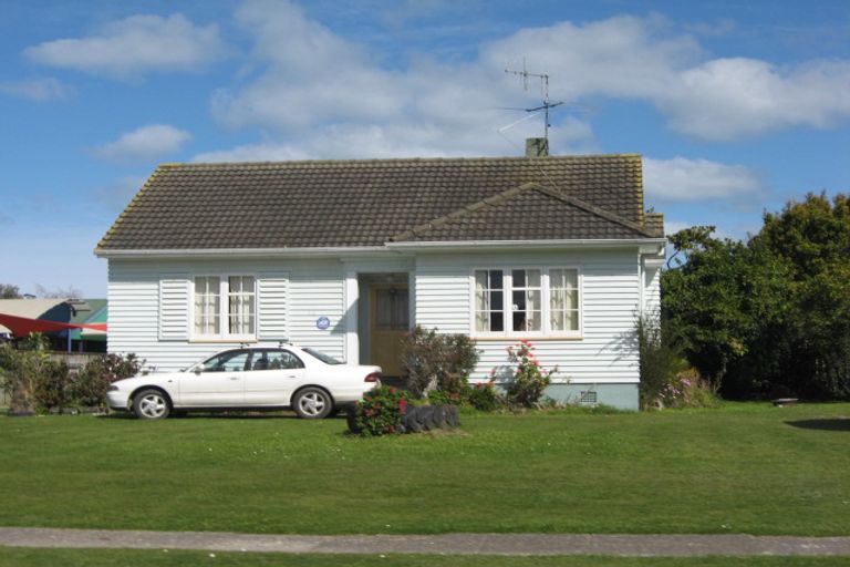Photo of property in 16 Brian Avenue, Wairoa, 4108
