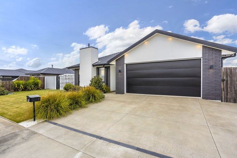 Photo of property in 4 Katipo Way, Pegasus, 7612