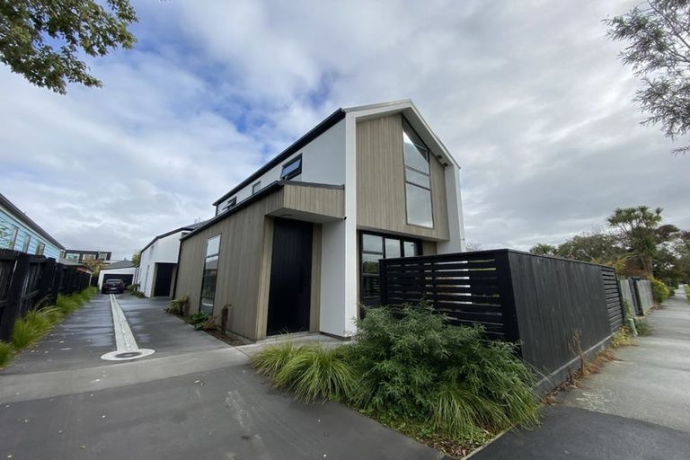 Photo of property in 121a Packe Street, Edgeware, Christchurch, 8013