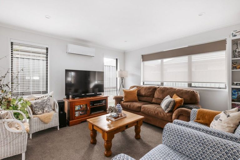 Photo of property in 24 Taffe Crescent, Pyes Pa, Tauranga, 3112