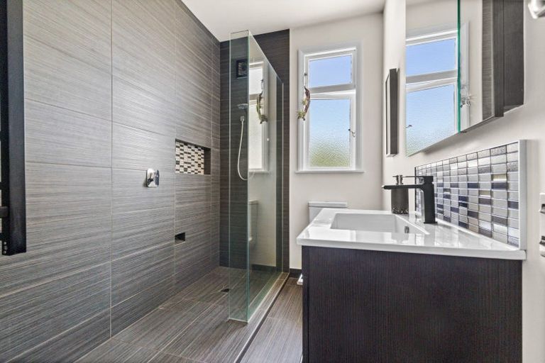 Photo of property in 101 Guppy Road, Taradale, Napier, 4112