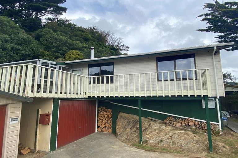 Photo of property in 4 Lydia Way, Karori, Wellington, 6012