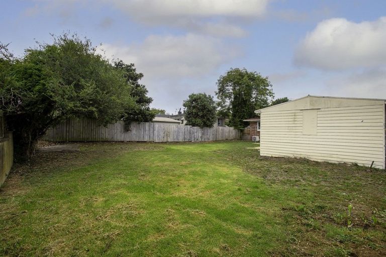 Photo of property in 4 Coles Place, Manurewa, Auckland, 2102