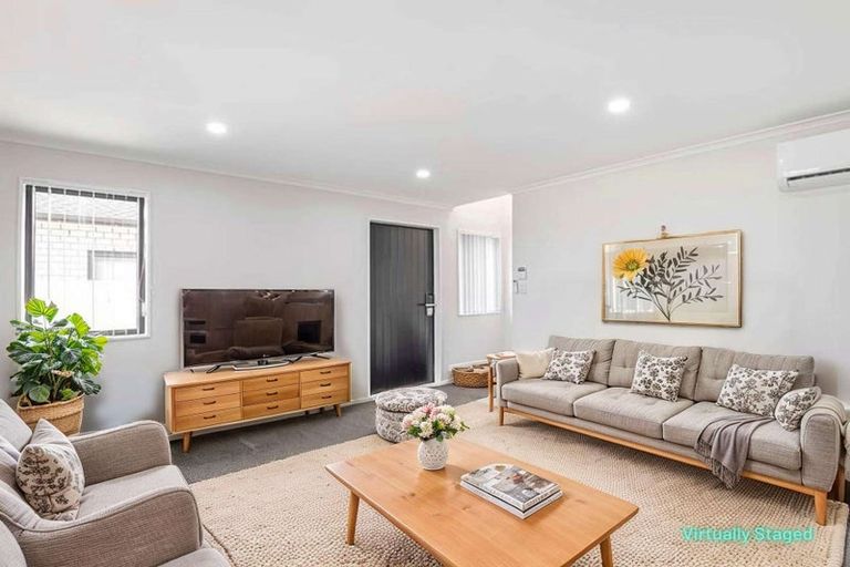 Photo of property in 16 Bliss Court, Takanini, 2110