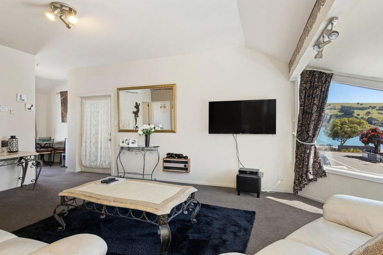 Photo of property in 2f Church Street, Akaroa, 7520