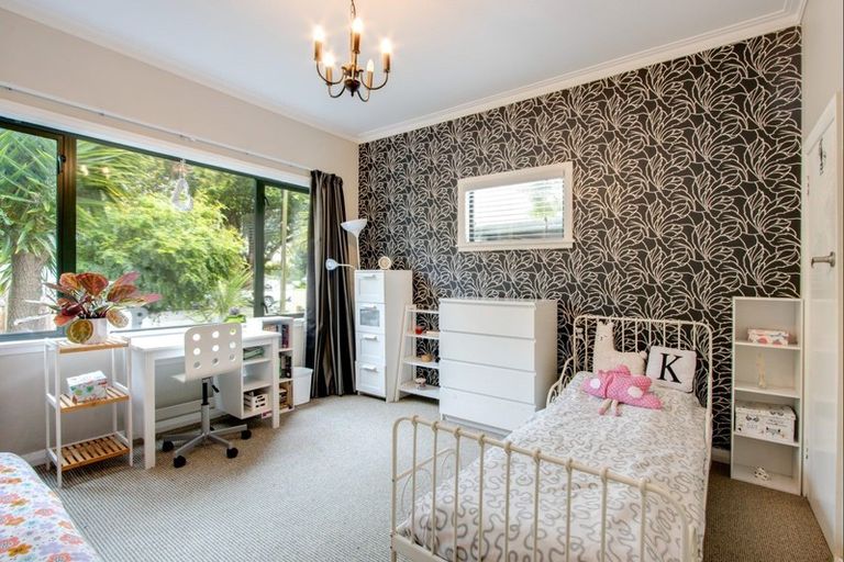 Photo of property in 54 Osier Road, Greenmeadows, Napier, 4112