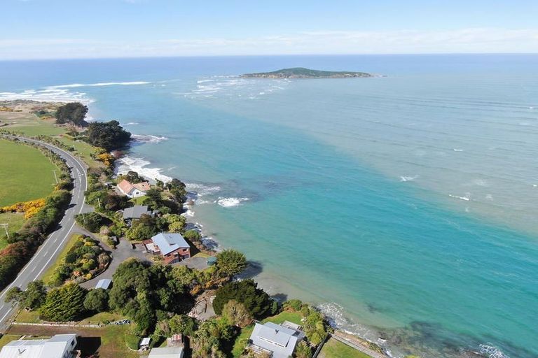 Photo of property in 1359 Taieri Mouth Road, Taieri Mouth, Brighton, 9091