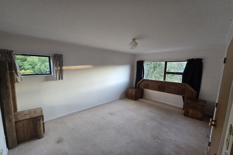 Photo of property in 7 Silverton Place, Churton Park, Wellington, 6037