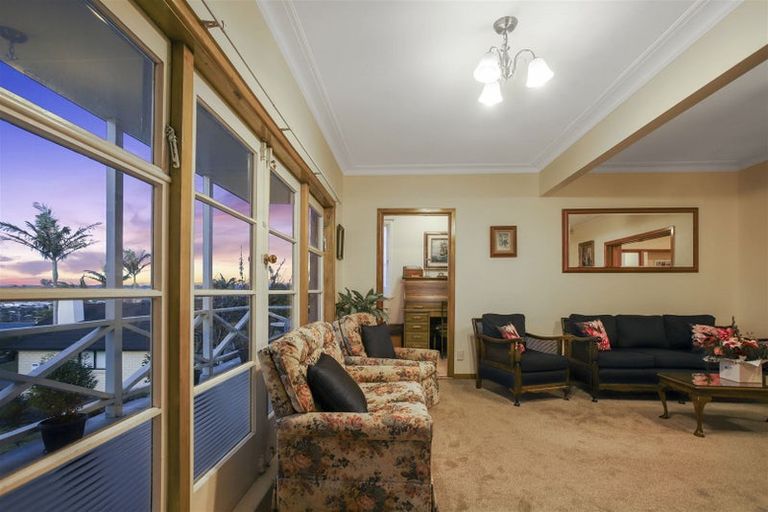 Photo of property in 12 Bilkey Avenue, Pukekohe, 2120