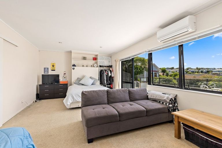 Photo of property in 23 Hinemoa Place, Snells Beach, 0920