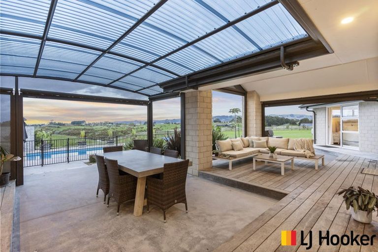 Photo of property in 75 Waimanu Awa Road, Runciman, Drury, 2579