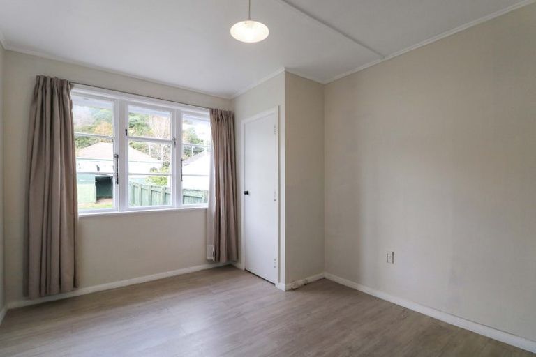 Photo of property in 13 Toomath Street, Naenae, Lower Hutt, 5011